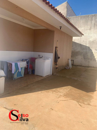 Imagem Casa com 3 Quartos à Venda, 300 m² em Conjunto Residencial ângelo Planas - Maringá Imagem Casa com 3 Quartos à Venda, 300 m² em Conjunto Residencial ângelo Planas - Maringá
