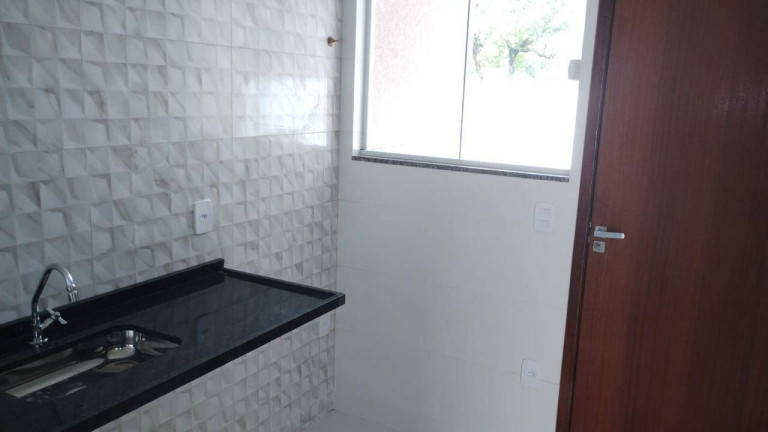 Imagem Casa com 2 Quartos para Alugar, 55 m² em Itatiquara - Araruama Imagem Casa com 2 Quartos para Alugar, 55 m² em Itatiquara - Araruama