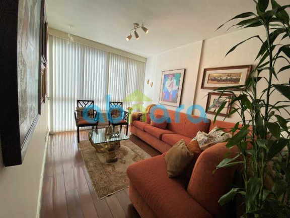 Imagem Cobertura com 4 Quartos à Venda, 230 m² em Copacabana - Rio De Janeiro Imagem Cobertura com 4 Quartos à Venda, 230 m² em Copacabana - Rio De Janeiro
