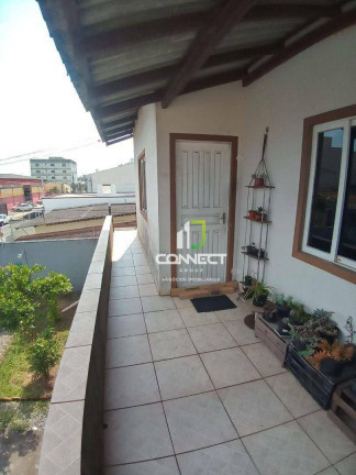 Imagem Casa com 6 Quartos à Venda, 310 m² em São Vicente - Itajaí Imagem Casa com 6 Quartos à Venda, 310 m² em São Vicente - Itajaí
