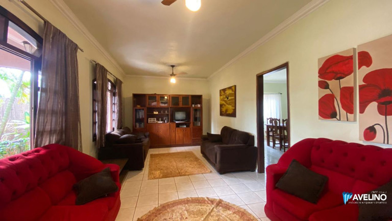 Imagem Casa com 3 Quartos à Venda, 210 m² em Vila São Luiz - Dourados Imagem Casa com 3 Quartos à Venda, 210 m² em Vila São Luiz - Dourados