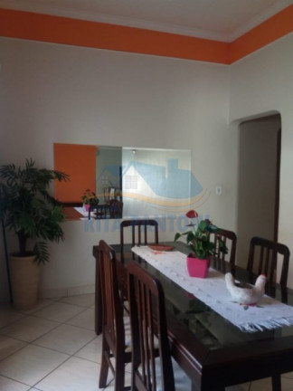 Imagem Casa com 3 Quartos à Venda, 249 m² em Vila Tibério - Ribeirão Preto Imagem Casa com 3 Quartos à Venda, 249 m² em Vila Tibério - Ribeirão Preto
