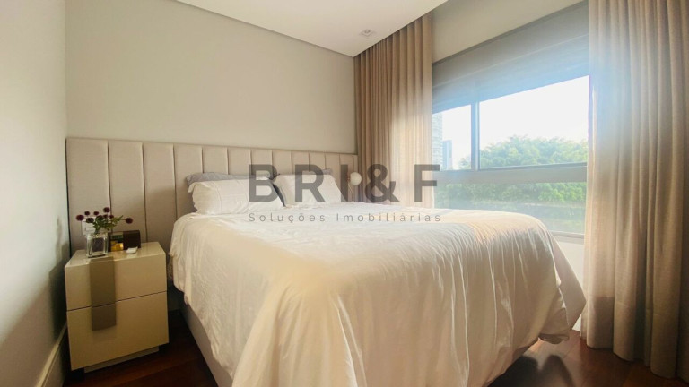 Imagem Apartamento com 2 Quartos à Venda, 131 m² em Brooklin - São Paulo