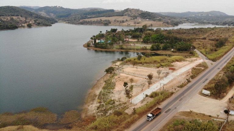 Imagem Terreno à Venda, 1.950 m² em Barragem Benfica - Itaúna Imagem Terreno à Venda, 1.950 m² em Barragem Benfica - Itaúna