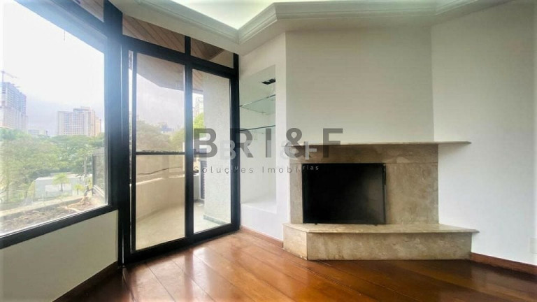 Imagem Apartamento com 3 Quartos à Venda, 136 m² em Santo Amaro - São Paulo