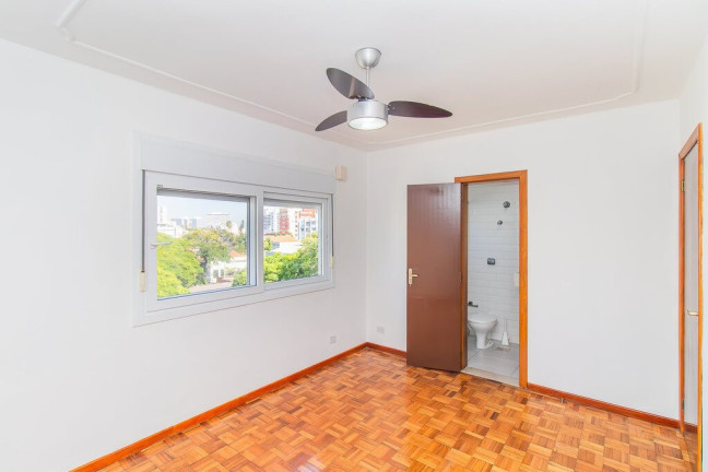 Imagem Apartamento com 2 Quartos à Venda, 70 m² em Farroupilha - Porto Alegre