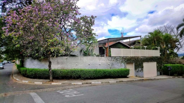 Imagem Casa à Venda ou Locação, 257 m² em Vila Santo Antonio - Cotia Imagem Casa à Venda ou Locação, 257 m² em Vila Santo Antonio - Cotia