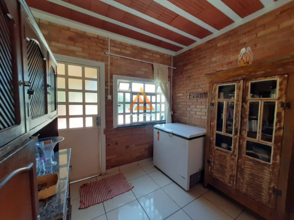 Imagem Chácara com 3 Quartos à Venda, 2.680 m²