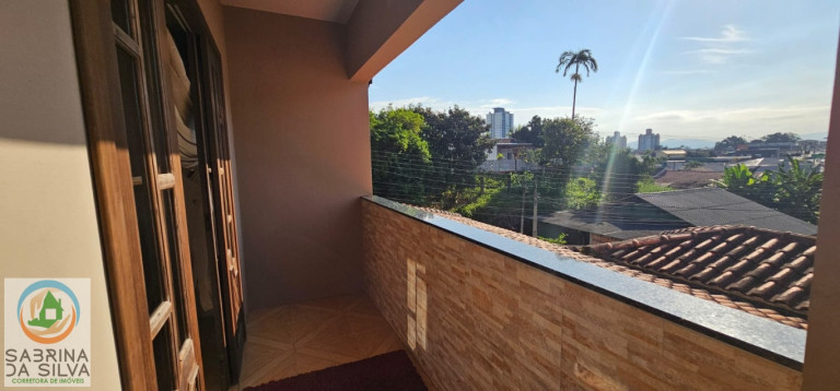 Imagem Casa com 3 Quartos à Venda, 186 m² em água Verde - Blumenau Imagem Casa com 3 Quartos à Venda, 186 m² em água Verde - Blumenau