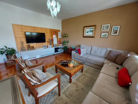 Casa com 3 Quartos à Venda, 114 m² em São Pedro - Teresópolis