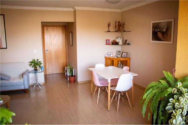 Imagem Imóvel com 3 Quartos à Venda,  em Jardim Itu - Porto Alegre