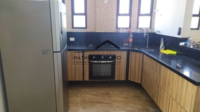 Imagem Cobertura com 4 Quartos à Venda, 232 m²