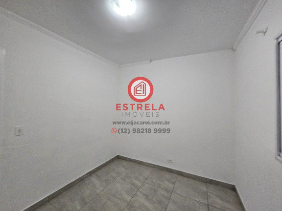 Imóvel com 2 Quartos para Alugar, 55 m² em Parque Santo Antônio - Jacareí