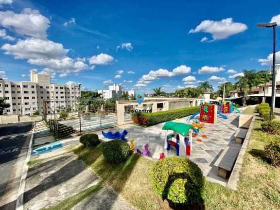Casa de Condomínio com 4 Quartos à Venda, 200 m² em Cabral - Contagem