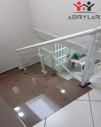Imagem Sobrado com 3 Quartos à Venda, 240 m² em Jardim Caçula - Jundiaí