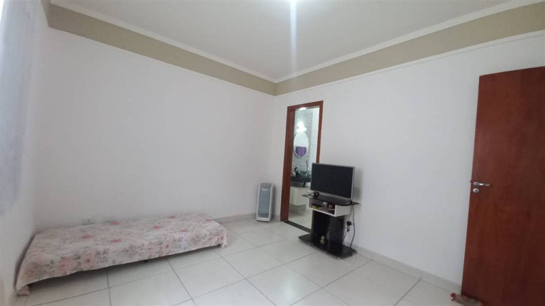 Imagem Sobrado com 3 Quartos à Venda, 80 m² em Guilhermina - Praia Grande