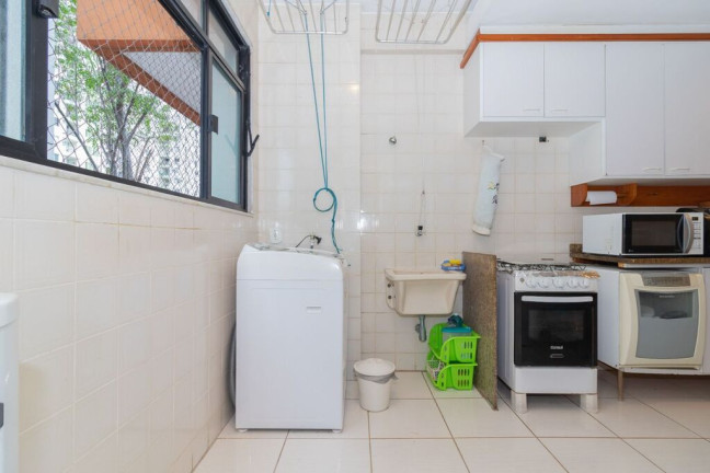 Imagem Imóvel com 4 Quartos à Venda, em Freguesia (jacarepaguá) - Rio De Janeiro Imagem Imóvel com 4 Quartos à Venda, em Freguesia (jacarepaguá) - Rio De Janeiro