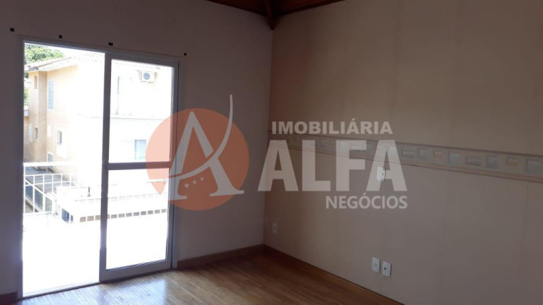 Casa com 4 Quartos à Venda, 163 m² em Granja Viana - Cotia