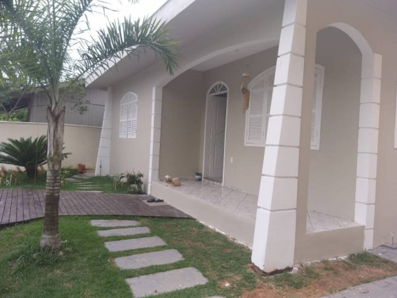 Imagem Casa com 4 Quartos à Venda,  em Rio Tavares - Florianópolis
