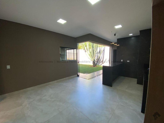 Imagem Casa com 7 Quartos à Venda, 200 m² em Carandá Bosque - Campo Grande Imagem Casa com 7 Quartos à Venda, 200 m² em Carandá Bosque - Campo Grande