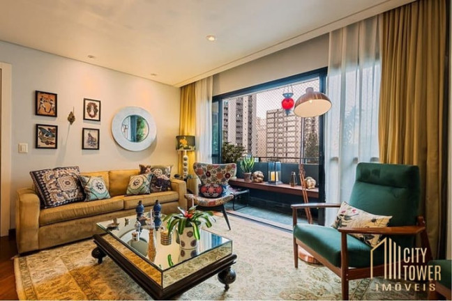 Apartamento com 4 Quartos à Venda, 141 m² em Moema - São Paulo