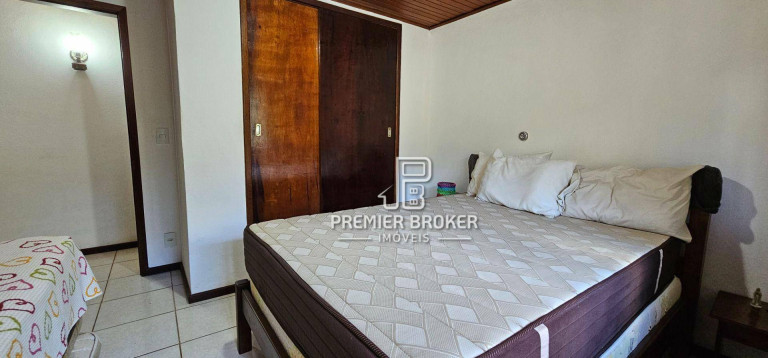 Imagem Casa com 3 Quartos à Venda, 250 m² em Colônia Alpina - Teresópolis Imagem Casa com 3 Quartos à Venda, 250 m² em Colônia Alpina - Teresópolis