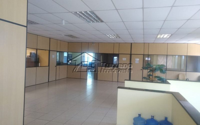 Imóvel Comercial à Venda, 1.313 m² em Jacareí - Jacareí