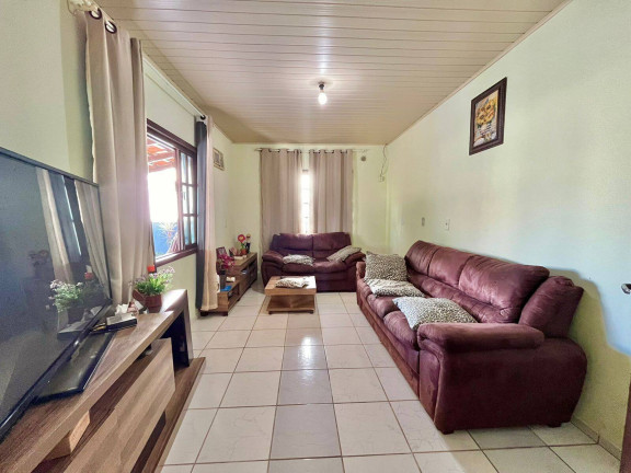 Imagem Casa com 4 Quartos à Venda, 172 m² em Centro - Balneário Barra Do Sul Imagem Casa com 4 Quartos à Venda, 172 m² em Centro - Balneário Barra Do Sul
