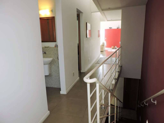 Imagem Casa com 3 Quartos à Venda, 275 m² em Granja Viana - Cotia