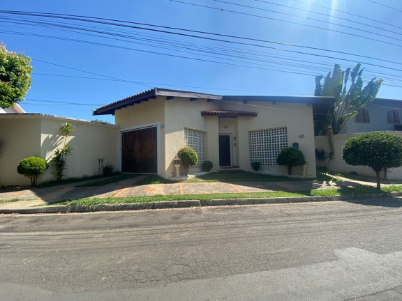 Imóvel com 3 Quartos à Venda, 295 m² em Dois Córregos - Piracicaba