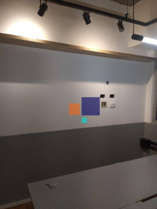 Sala Comercial à Venda ou Locação, 30 m² em Jardim Paulista - São Paulo