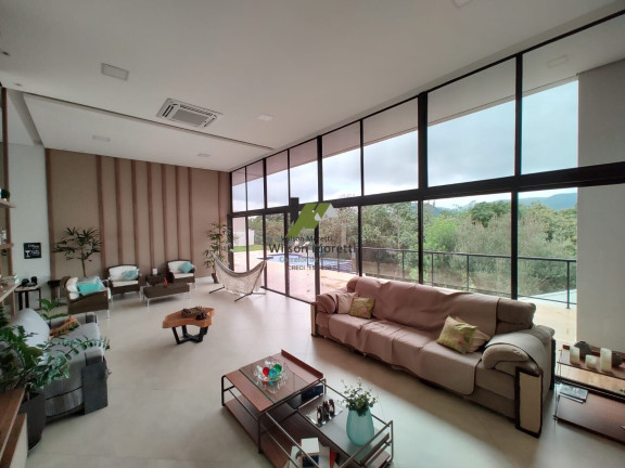 Imagem Casa com 3 Quartos à Venda, 367 m² Imagem Casa com 3 Quartos à Venda, 367 m²