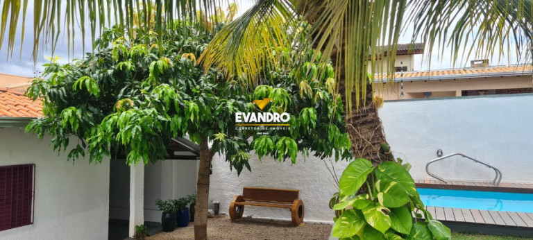 Imagem Casa com 3 Quartos à Venda, 420 m² em Boa Esperança - Cuiabá Imagem Casa com 3 Quartos à Venda, 420 m² em Boa Esperança - Cuiabá