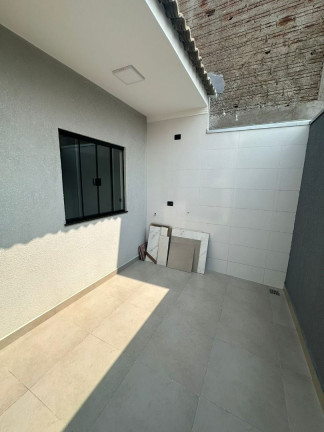 Imagem Casa com 3 Quartos à Venda, 76 m² em Jardim Novo Bertioga - Sarandi