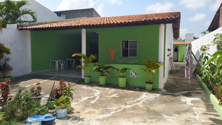 Casa com 3 Quartos à Venda, 300 m² em Aracaju