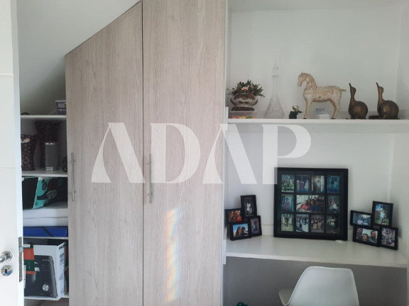 Imagem Casa com 4 Quartos à Venda, 212 m² em Vargem Grande - Rio De Janeiro Imagem Casa com 4 Quartos à Venda, 212 m² em Vargem Grande - Rio De Janeiro