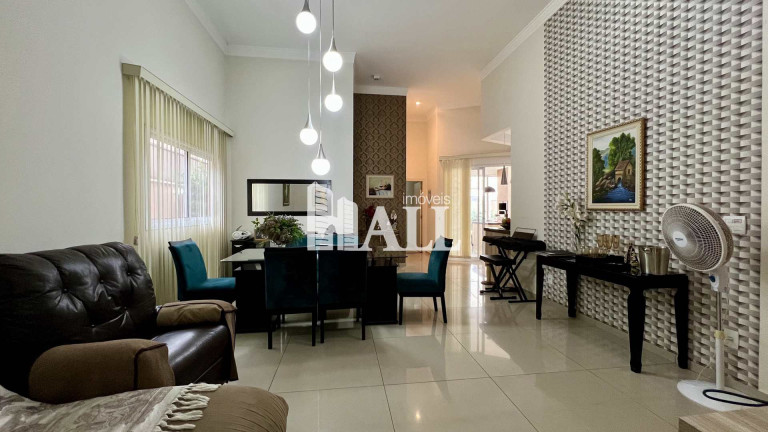 Imagem Casa com 3 Quartos à Venda, 171 m² em Centro - Bady Bassitt Imagem Casa com 3 Quartos à Venda, 171 m² em Centro - Bady Bassitt