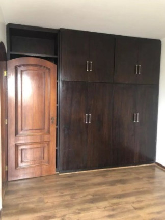 Imagem Imóvel com 3 Quartos à Venda, 242 m² em Campo Belo - São Paulo Imagem Imóvel com 3 Quartos à Venda, 242 m² em Campo Belo - São Paulo