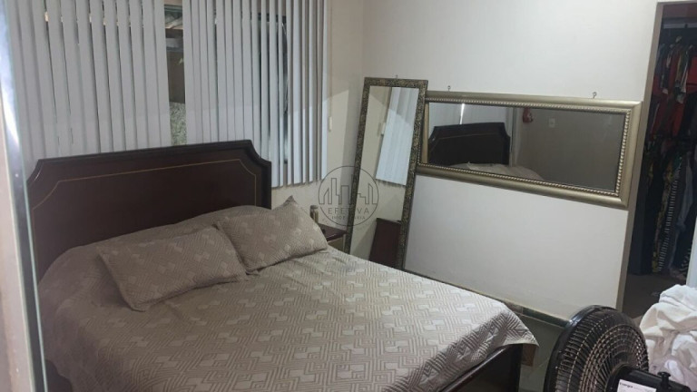Imagem Casa com 2 Quartos à Venda, 440 m² em Park Way - Brasília