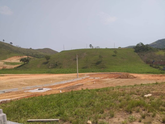 Imagem Terreno à Venda, 360 m² em Rio Bonito Imagem Terreno à Venda, 360 m² em Rio Bonito