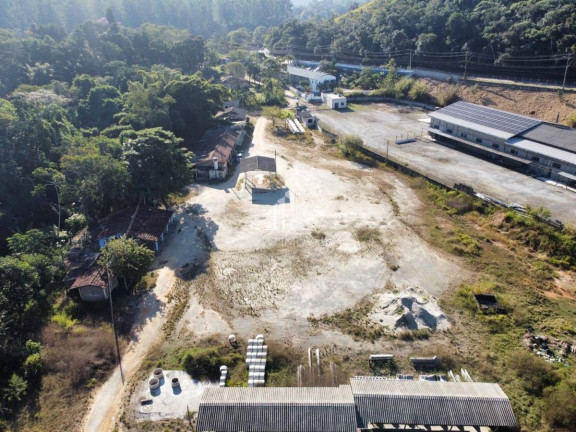 Galpão à Venda, 281 m² em Angola - Santa Branca