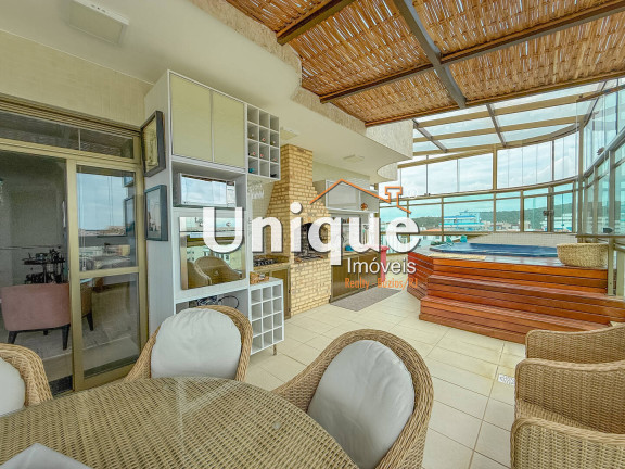 Cobertura com 5 Quartos à Venda, 240 m² em Centro - Cabo Frio