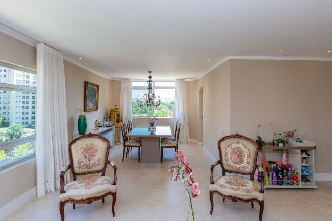 Imagem Apartamento com 4 Quartos à Venda, 185 m² em Moema - São Paulo Imagem Apartamento com 4 Quartos à Venda, 185 m² em Moema - São Paulo