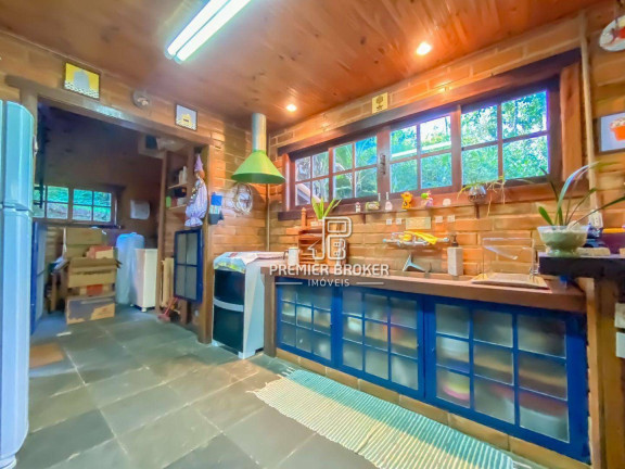 Imagem Casa com 3 Quartos à Venda, 200 m² em Quebra Frascos - Teresópolis Imagem Casa com 3 Quartos à Venda, 200 m² em Quebra Frascos - Teresópolis