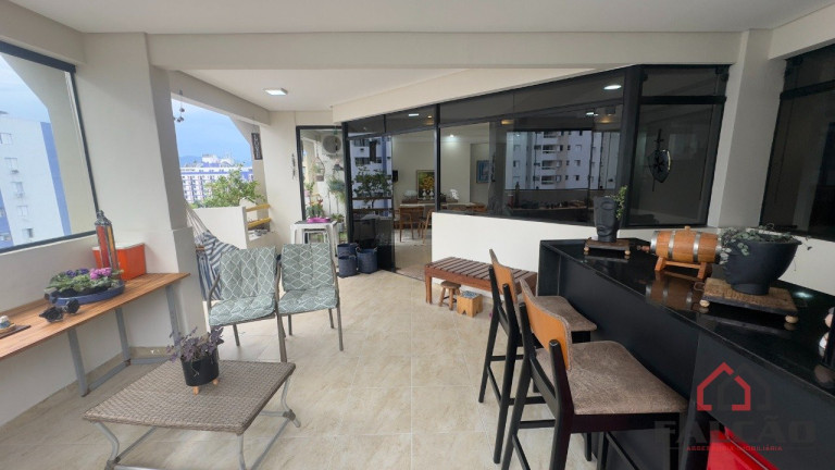Imagem Apartamento com 2 Quartos à Venda, 303 m² em Centro - São Vicente Imagem Apartamento com 2 Quartos à Venda, 303 m² em Centro - São Vicente