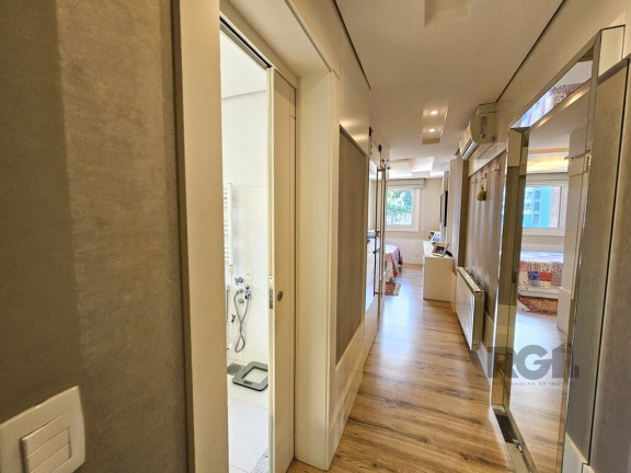 Imagem Apartamento com 3 Quartos à Venda, 187 m² em Centro - Gramado Imagem Apartamento com 3 Quartos à Venda, 187 m² em Centro - Gramado
