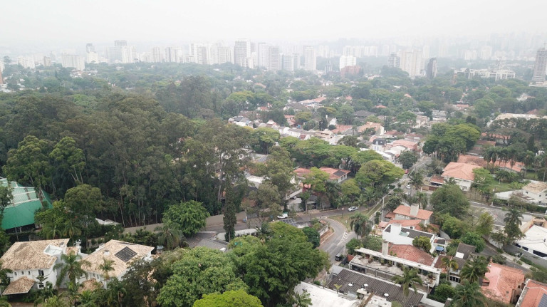 Imagem Casa com 5 Quartos à Venda, 460 m² em Santo Amaro - São Paulo Imagem Casa com 5 Quartos à Venda, 460 m² em Santo Amaro - São Paulo