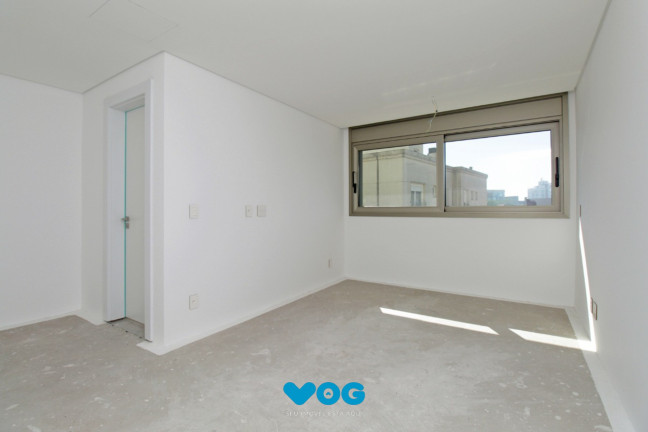 Imagem Imóvel com 3 Quartos à Venda, 388 m² em Moinhos De Vento - Porto Alegre Imagem Imóvel com 3 Quartos à Venda, 388 m² em Moinhos De Vento - Porto Alegre