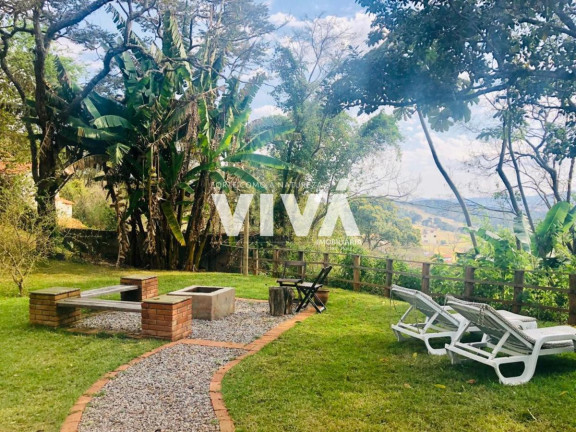 Imagem Imóvel com 9 Quartos à Venda, 1.700 m² em Salto De Baixo - Extrema