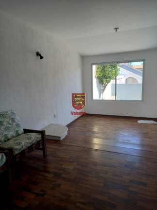 Imagem Sobrado com 3 Quartos à Venda, 304 m² em Balneário - Florianópolis Imagem Sobrado com 3 Quartos à Venda, 304 m² em Balneário - Florianópolis